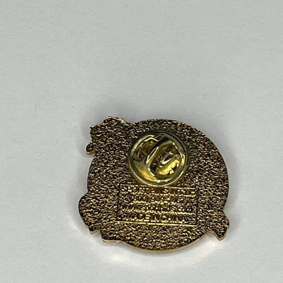 San Diego Surf Soccer Club Lapel Pin 2007 Tournament Youth Futbol - Picture 4 of 7